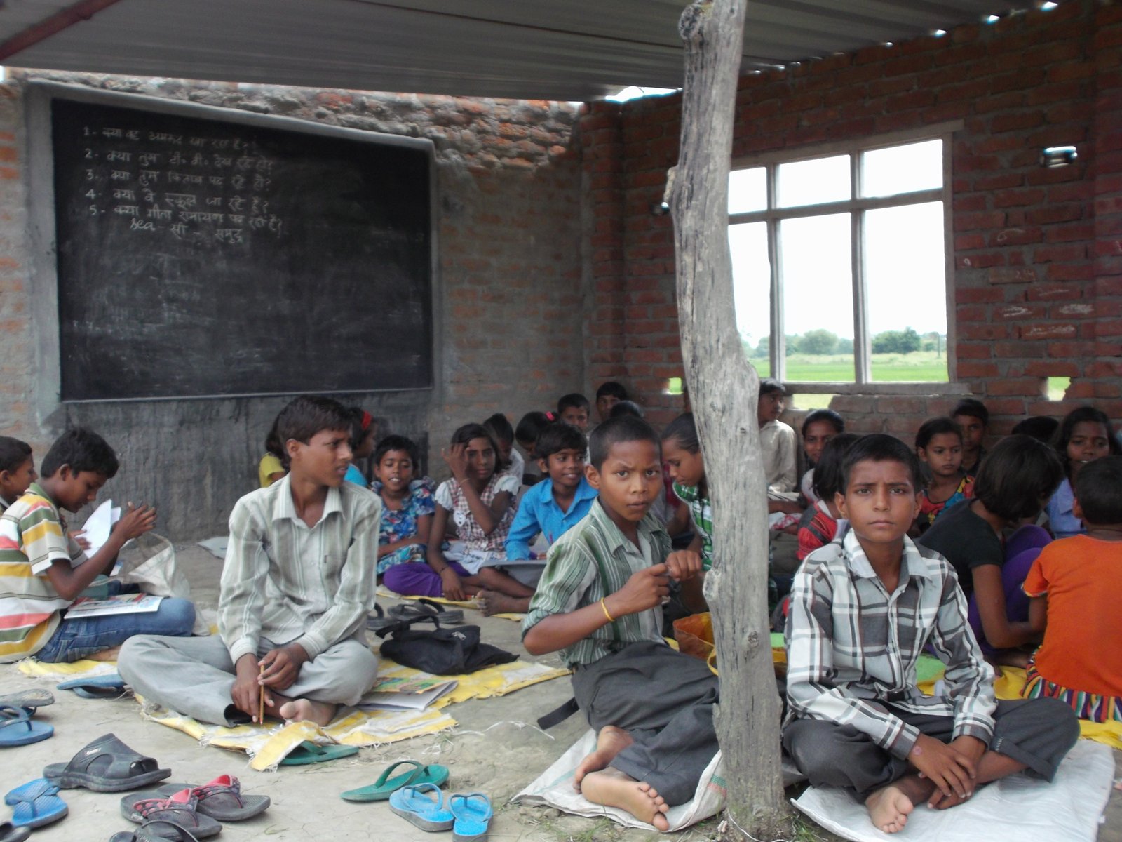 Sarwari Bano Mhod. Rashid Samarak Shiksha Niketan